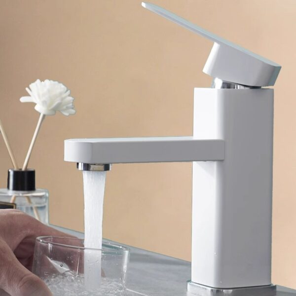 Digital Temperature Display Basin Faucet for Modern Bathrooms
