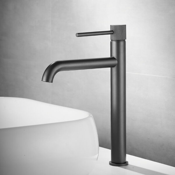 Solid Brass Single Handle Basin Faucet